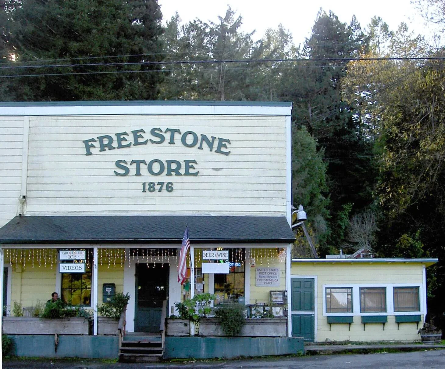 Freestone, California, in Sonoma County