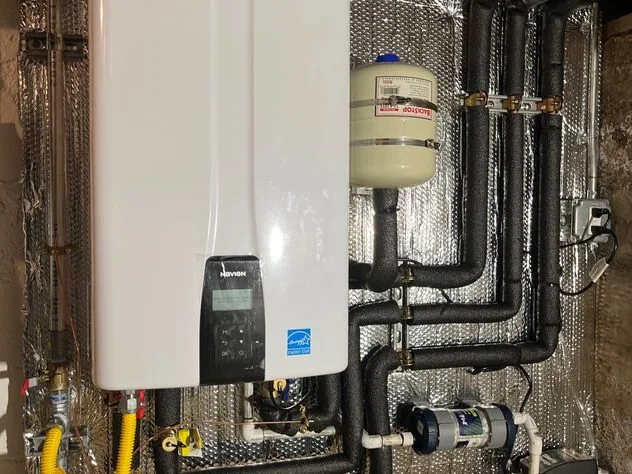 Recirculation manifold in a basement installation